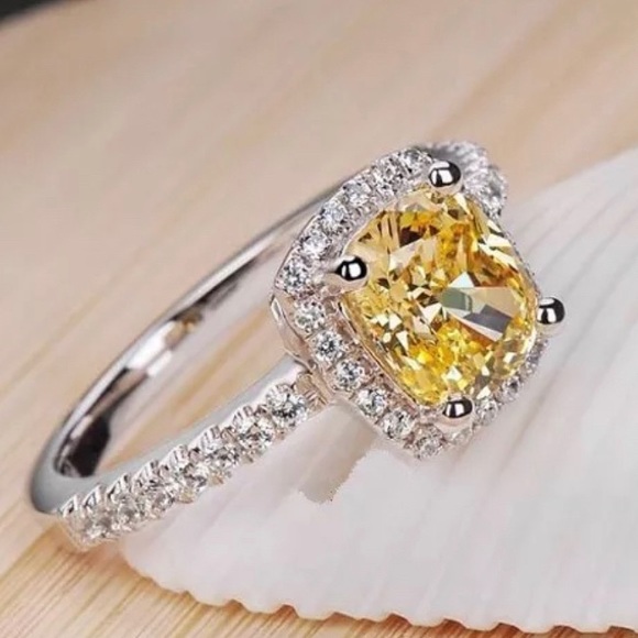 ✨Stunning Citrine Halo Ring✨ - Picture 2 of 16